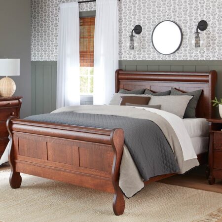 Amish Old Classic Sleigh Bed [Quarter Sawn White Oak with a Michael's Cherry finish]