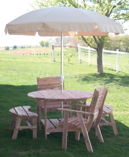 Amish Round Picnic Table [with Umbrella]