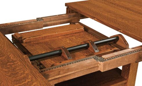 Bassett Cabinet Amish Table [Butterfly Leaf Detail]