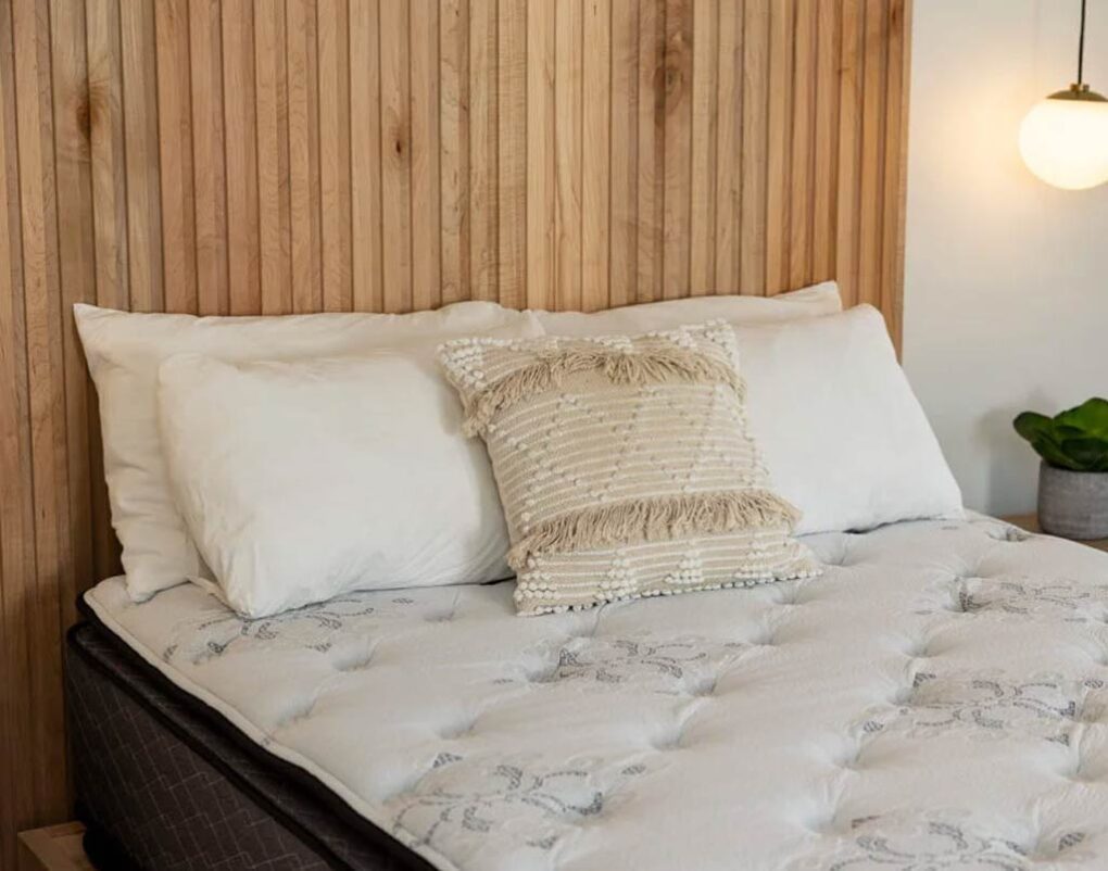 Amish made Grand Series / Indulgence Mattress