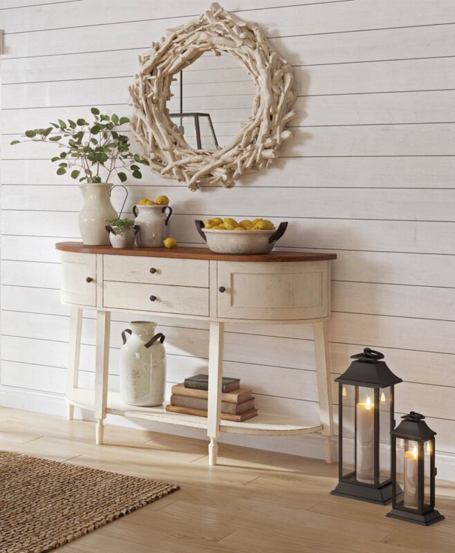 Add the nice warm cozy, farmhouse feel to your home with our Amish made Crayton Server.