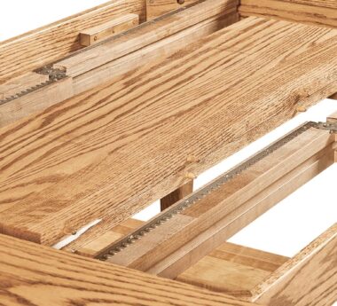 Lauries Amish Leg Table [Open]